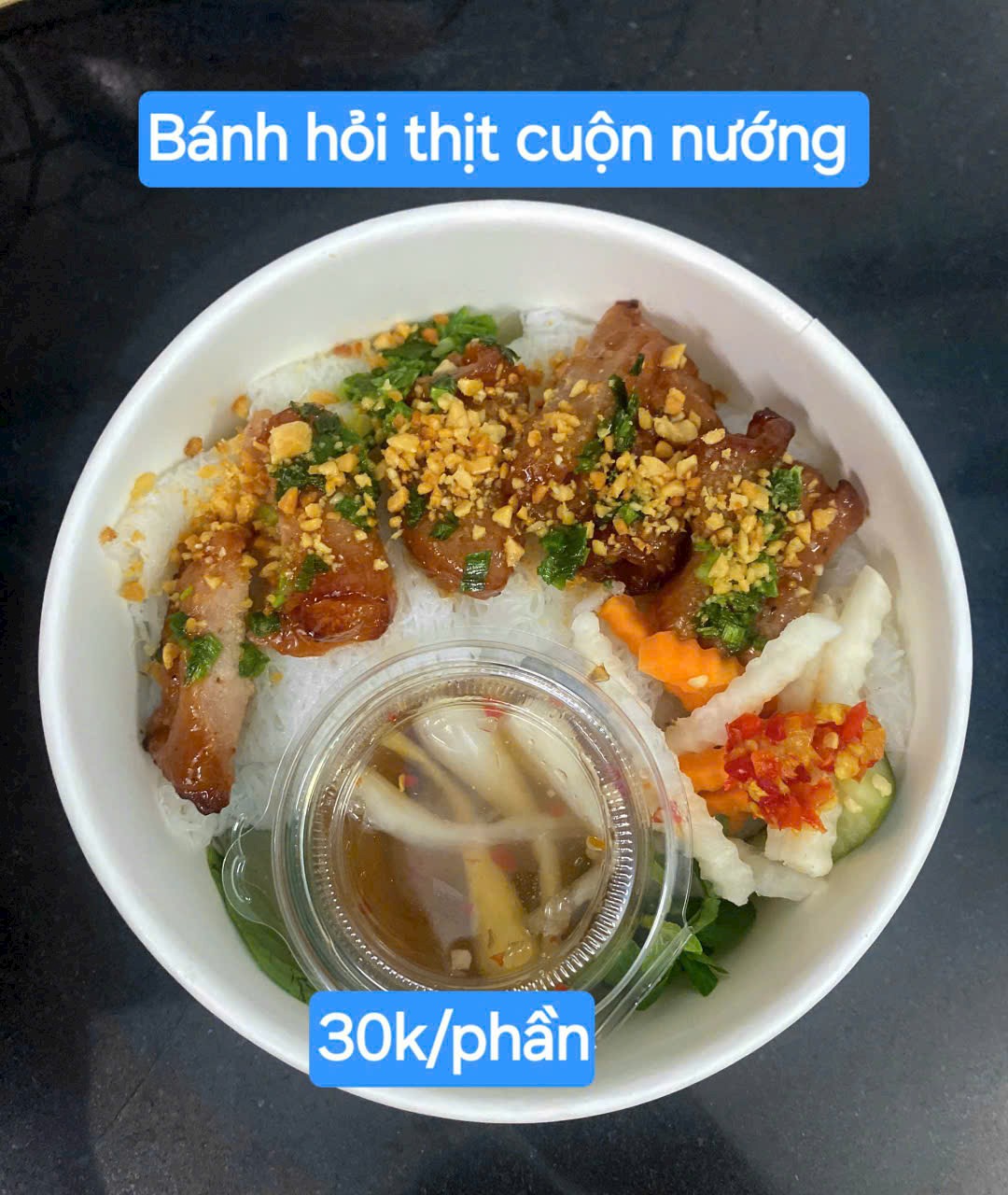 Bánh hỏi cuộn thịt nướng