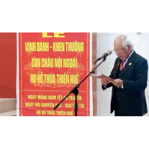 Lễ Vinh Danh - Khen Thưởng Con Cháu Nội Ngoại Họ Hồ Thừa Thiên Huế