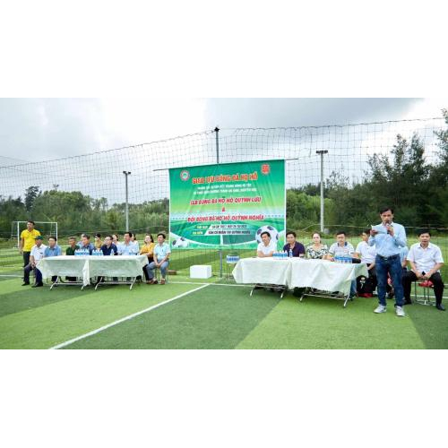 Giao Hữu Bóng Đá Và Thực Hiện Chương Trình An Sinh, Khuyến Học
