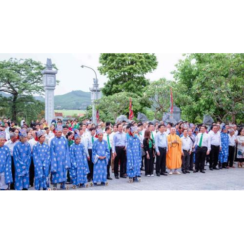 Lễ Giỗ Đức Nguyên Tổ Họ Hồ Việt Nam