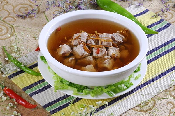 Cách nấu đông trùng hạ thảo hầm sườn heo