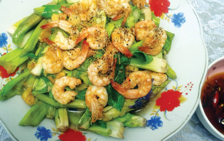 Lục bình xào tép trấu: Sự giản đơn tinh tế