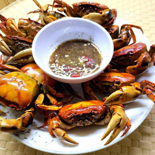 Cua Đồng Và Ký Ức Bếp Miền Tây Xưa: Đánh Thức Vị Giác Bằng Hương Vị