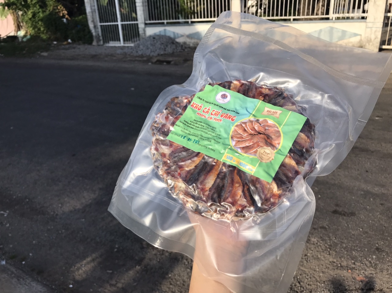 Giới Thiệu Về Khô Cá Chỉ Vàng