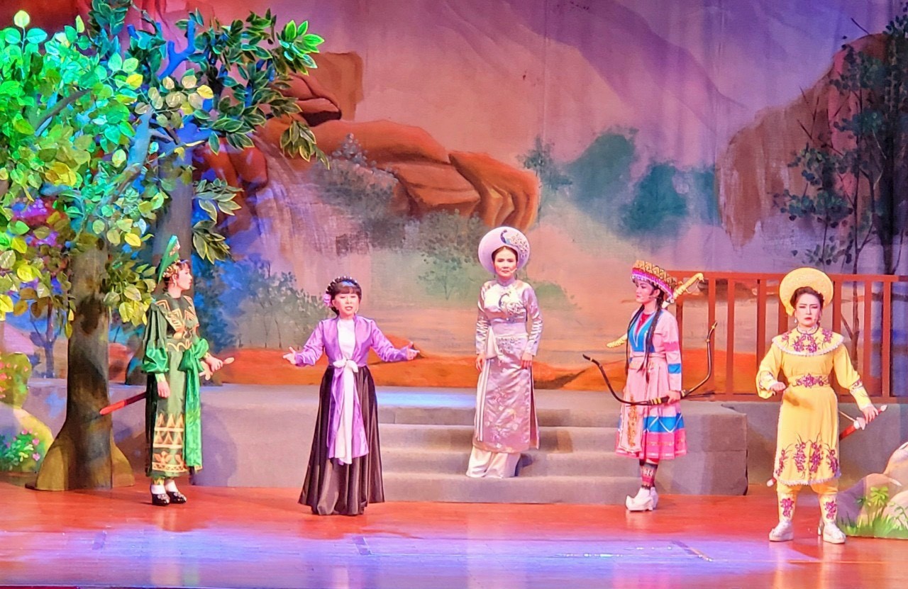 5. Thanh Ngân trong lòng khán giả
