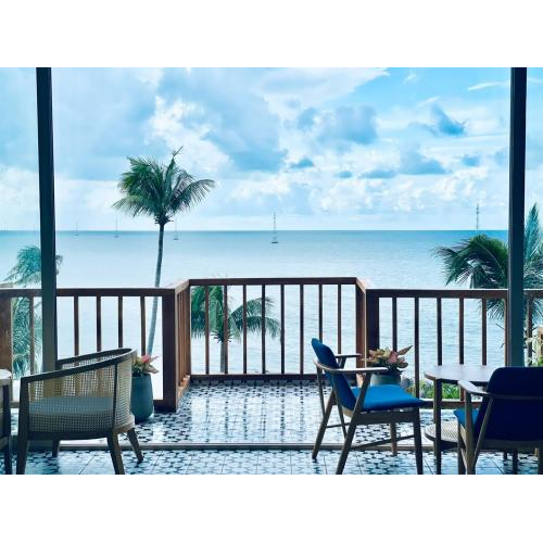 Hương Sắc Trời Nam Gọi Tên Hòn Sơn