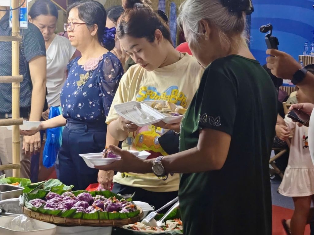 Chia sẻ từ thực khách và nghệ nhân