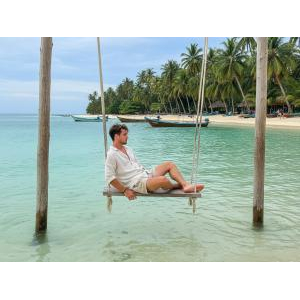 Bãi Tắm Bãi Bàng Hòn Sơn: Vẻ Đẹp Hoang Sơ - Biển Xanh Trong Như Ngọc