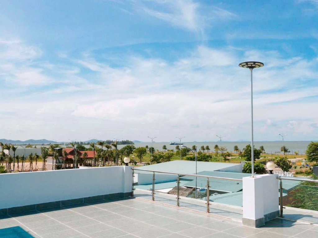 Vị trí thuận tiện – Villa gần biển Hà Tiên