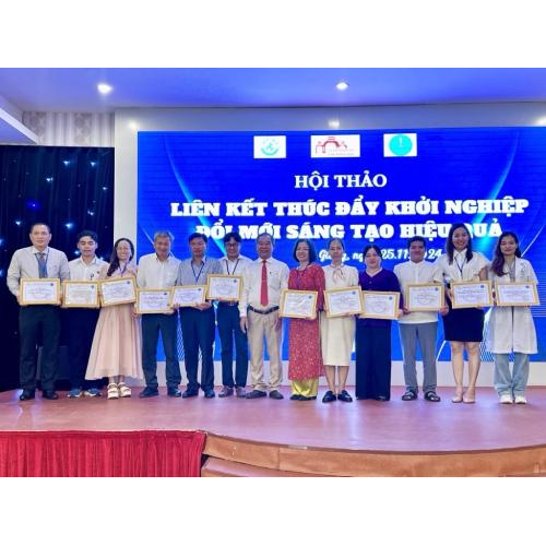 Hội thảo và hội chợ