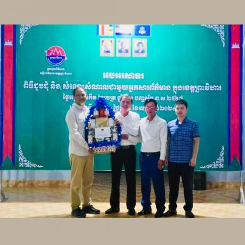 Hội Khmer-Việt Nam Chúc Tết Chủ Tịch Tỉnh Preah Vihear