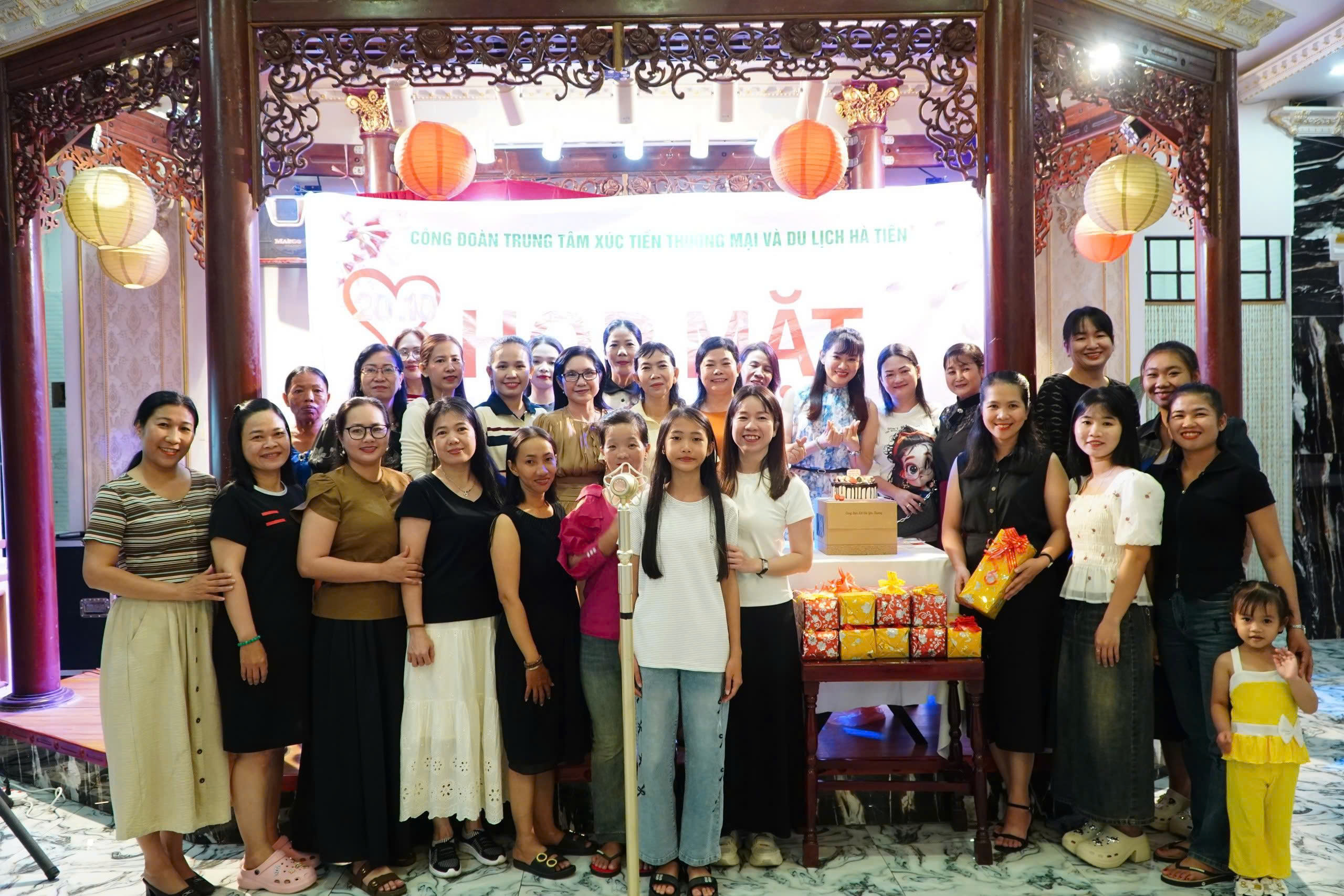 Gala họp mặt 20/10 - Tri ân và gắn kết