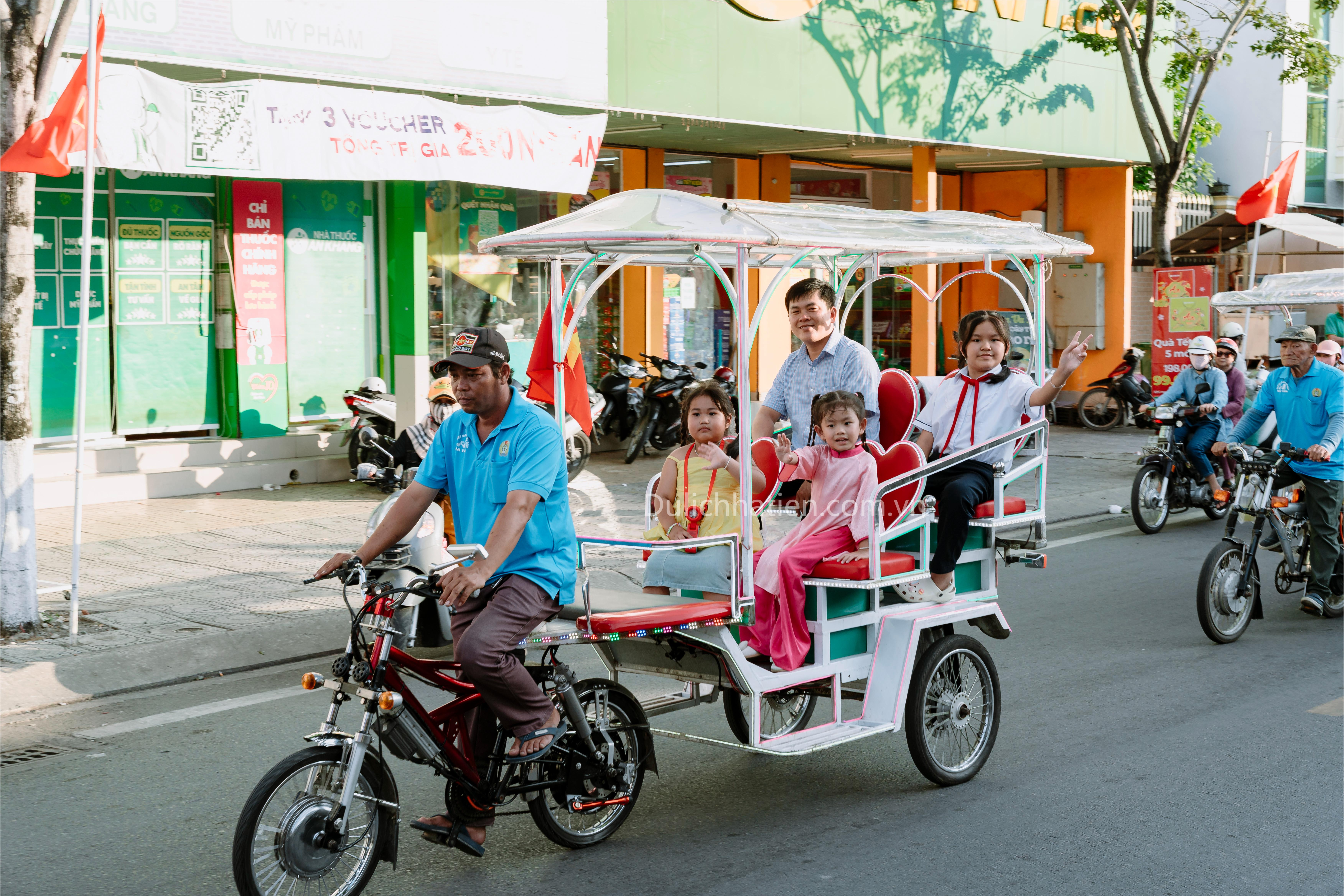 Lan tỏa hình ảnh điểm đến văn hóa - du lịch Hà Tiên