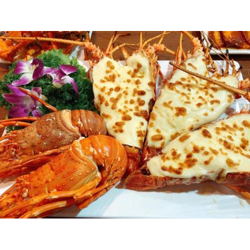 Thực đơn đa dạng, hương vị đậm đà